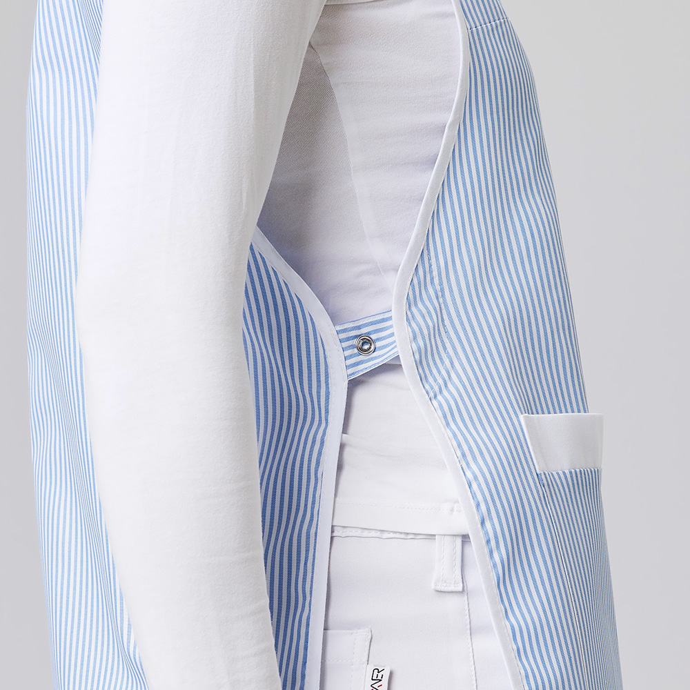 Element 2 of 8 (image) – Wrap-around apron