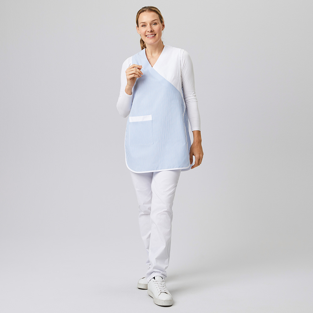 Element 6 of 8 (image) – Wrap-around apron