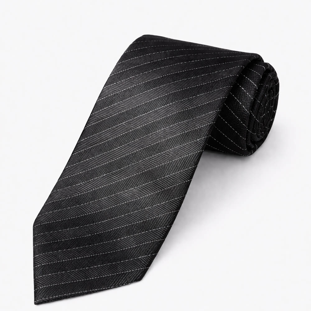 Breite: 3,7 cm (Mitte), 8 cm (Spitze)Länge: 145 cm